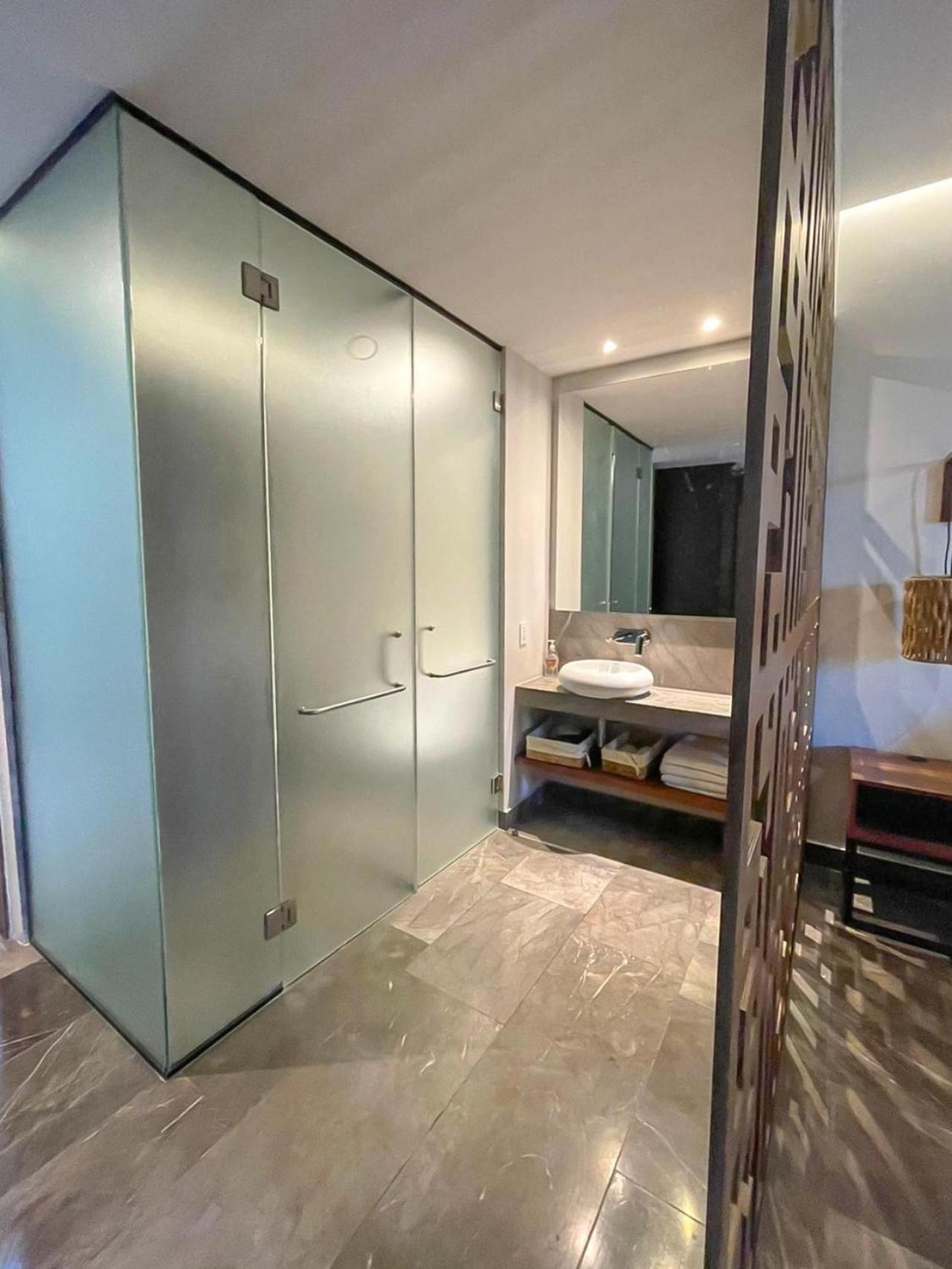 Apartment Delightful Modern *